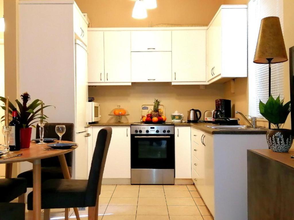 Odyseia Apts Ιi At The Center Of The City & Old Town Chania  Buitenkant foto